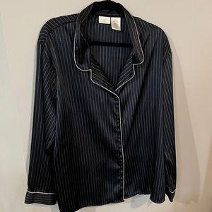 Secret Treasures Woman’s Sleepwear Button Top